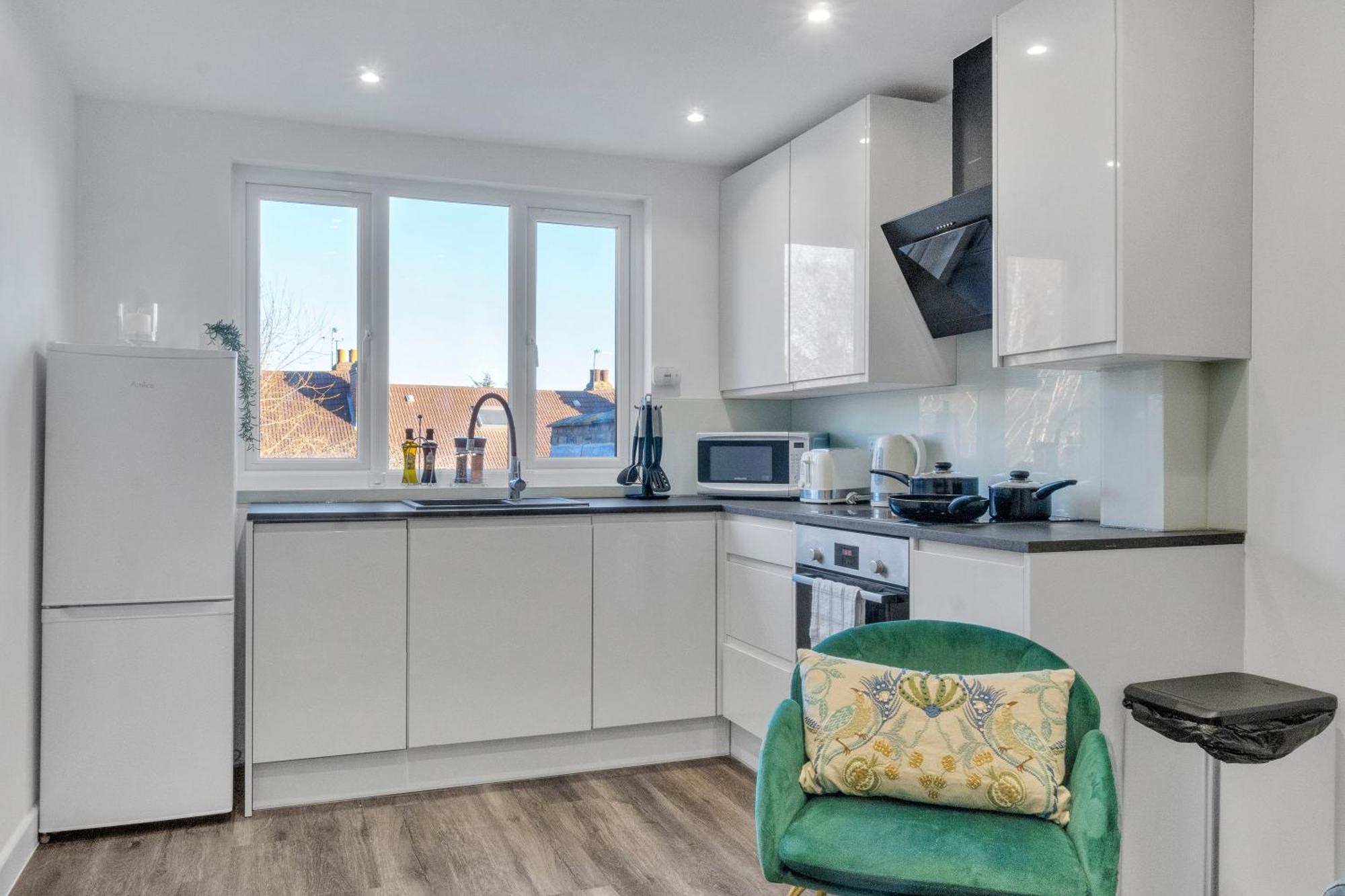 Homely North London Apartments Hendon The Hyde Экстерьер фото